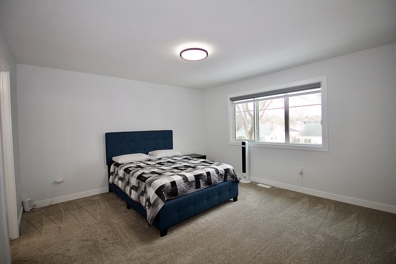 Edmonton House for rent - 4 Bedrooms — photo 50