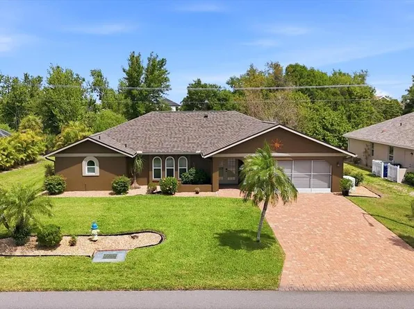 1434 Roosevelt Dr, Venice, FL 34293