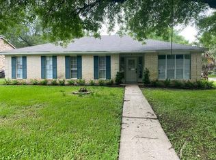 17502 Glenhew Rd, Humble, TX 77396