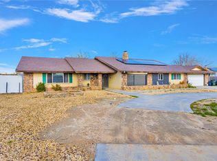 14010 Jicarilla Rd, Apple Valley, CA 92307