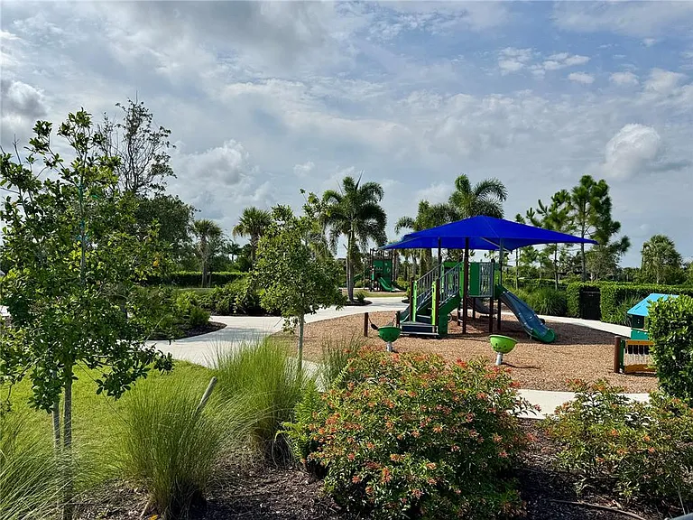 8952 Daybreak St — Photo 22