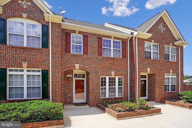 1st image of 6082 Madison Pointe Ct
