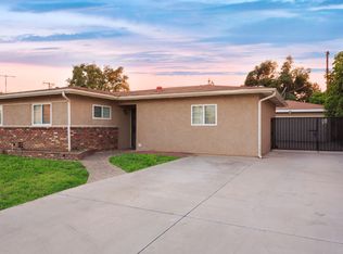 904 S Newhope St, Santa Ana, CA 92704