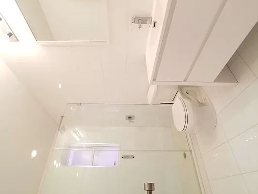 Rented by BRICK & GALO REALTY CORP | media 7