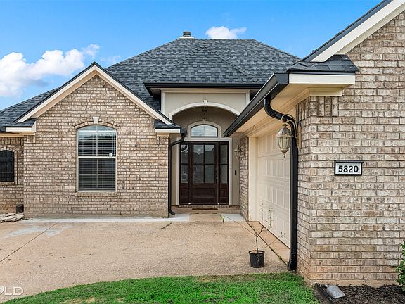 4th image of 5820 Bluebonnett Dr
