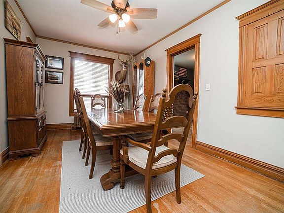 5th image of 1107 Okoboji Ave