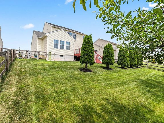4th image of 4710 Springwood Ct