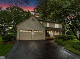 24016 Pecan Grove Ln, Gaithersburg, MD 20882