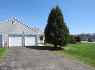2839 Tonys Dr, York, PA 17408