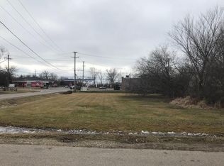 2127 Old Elm Rd, Lindenhurst, IL 60046