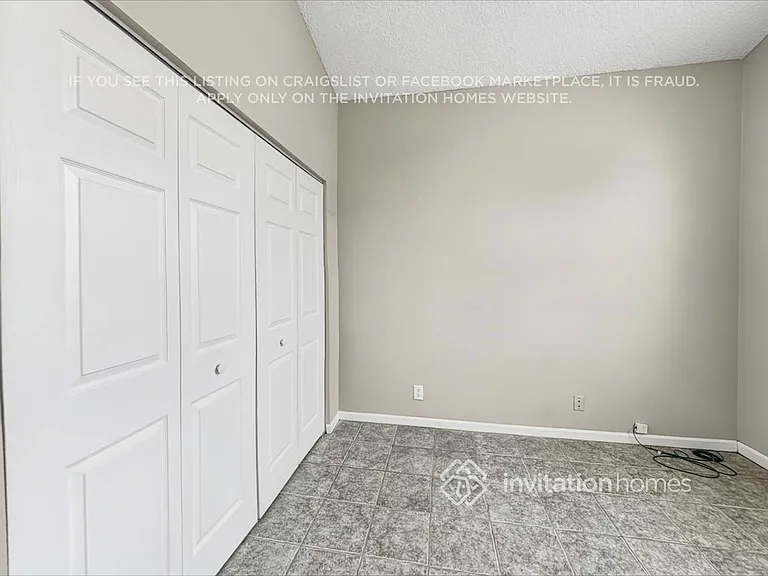 7704 Thornlee Dr — Photo 18