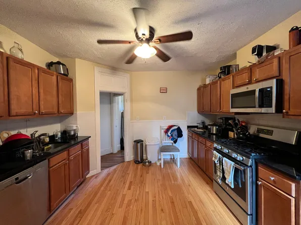 59 Cedar St, Somerville, MA