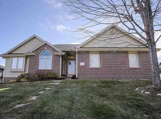 13583 Larimore Ave, Omaha, NE 68164