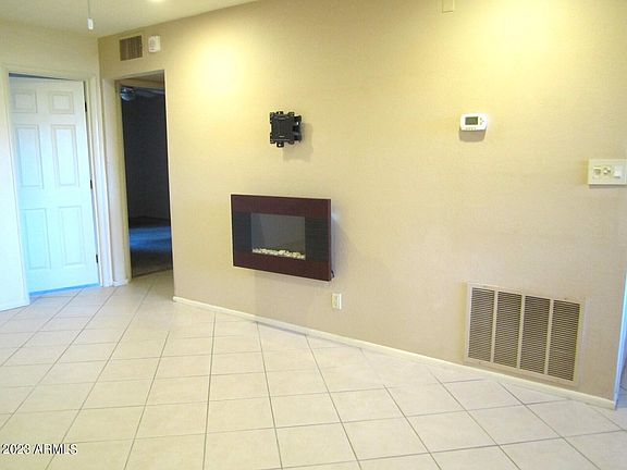 3rd image of 12222 N PARADISE VILLAGE Parkway #305