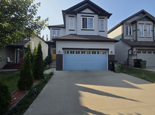5252 17th Ave SW, Edmonton, AB T6X 1X8