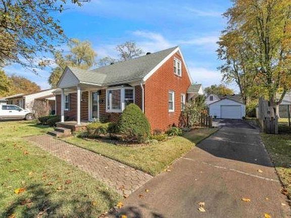 2nd image of 3621 Placid Pl W