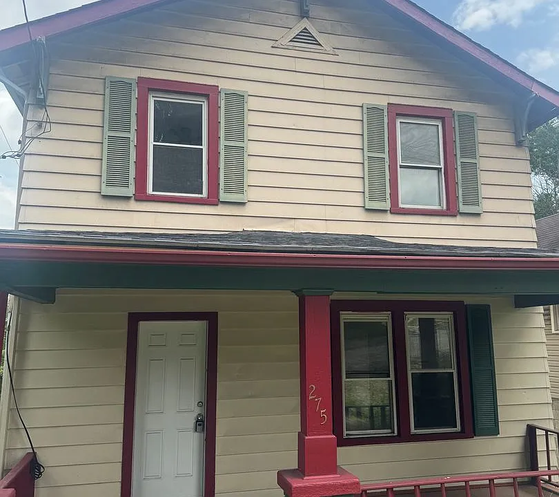 275 Greensburg Pike