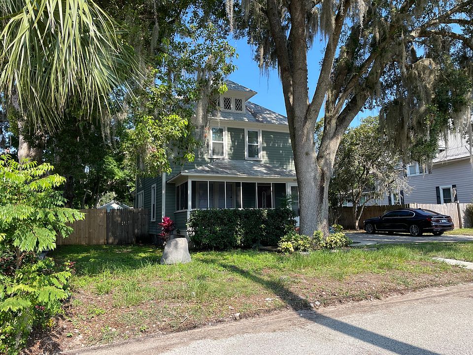 1st image of 602 N Palmetto Ct