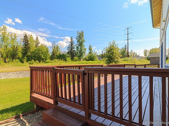 Terrific Sunny Deck