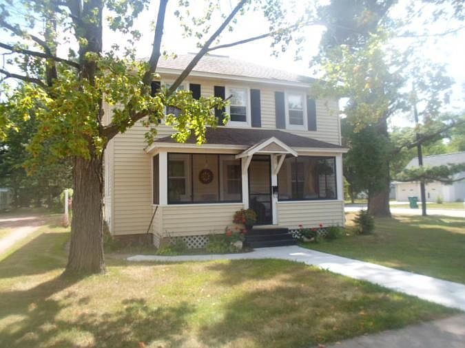 2nd image of 702 Royalton St