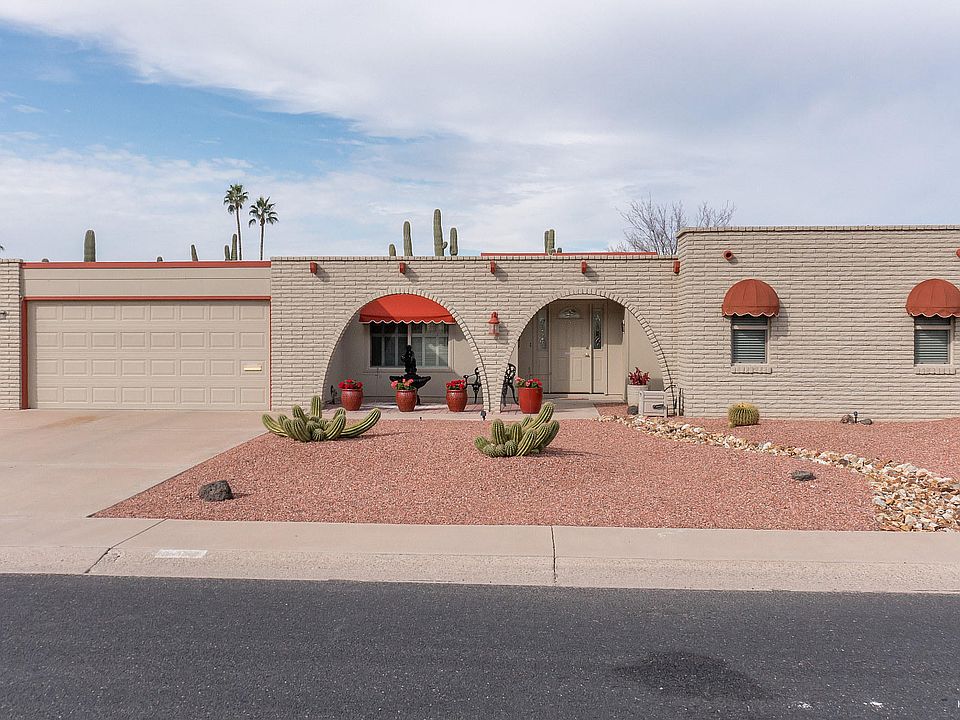 1st image of 9408 W Briarwood Cir