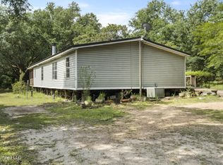 22219 McGhee Dr, Saucier, MS 39574