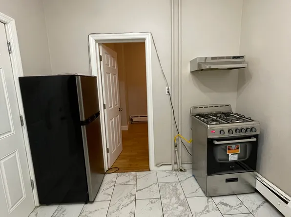 171 Delaware Avenue image 2 of 6