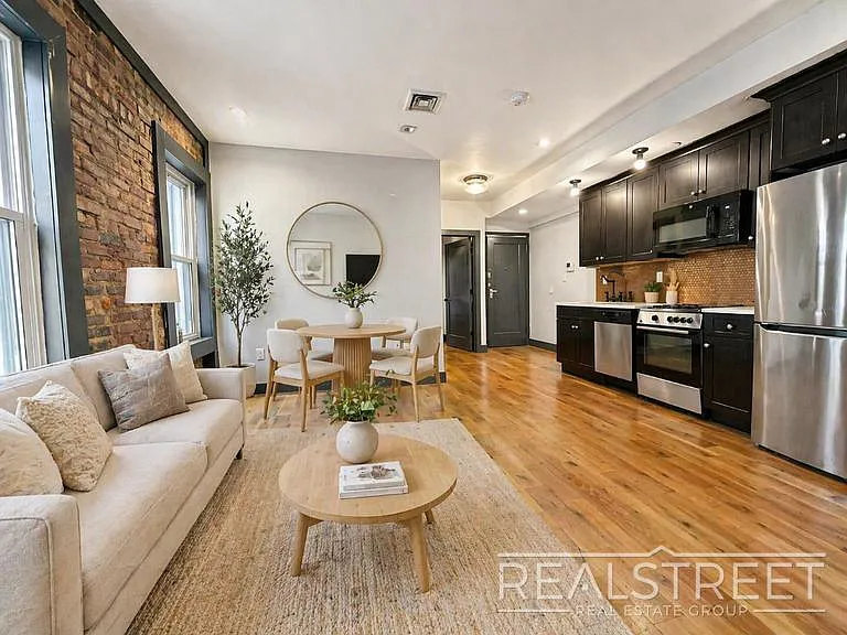 1322 Prospect Ave #1D