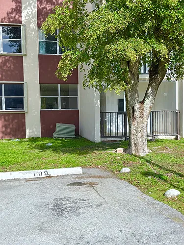9401 SW 4th St #109 Photo 1