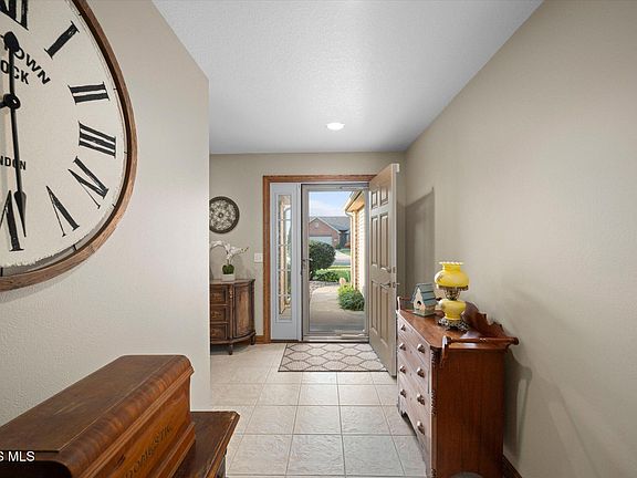 3rd image of 4413 Crystal Ridge Dr E