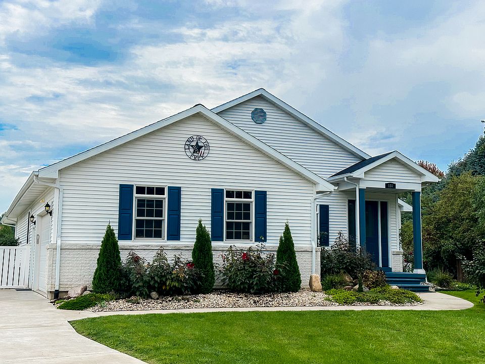2nd image of 137 Juneway Dr
