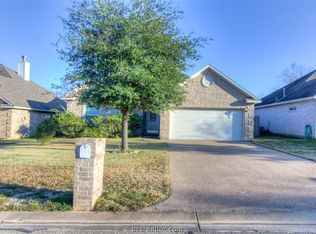 2315 Kendal Green Cir, College Station, TX 77845