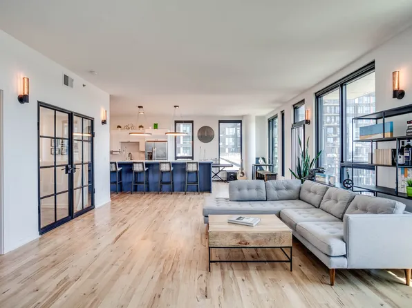 1240 S 2nd St, Minneapolis, MN