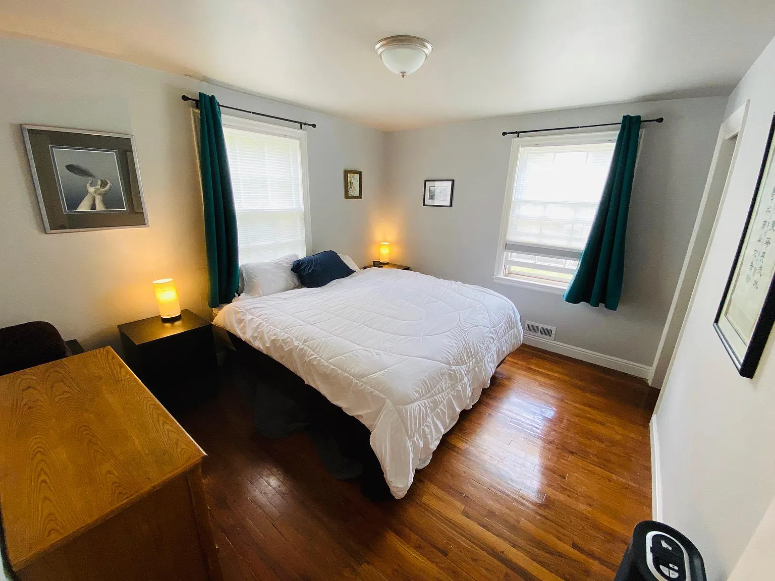 3 bed, 1350 sqft, $2,670 — Photo 1