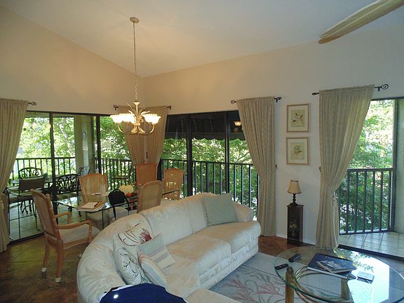4th image of 9602 Halyards Ct APT 22