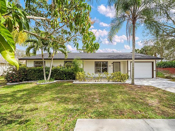 2nd image of 1441 SE Sandia Drive