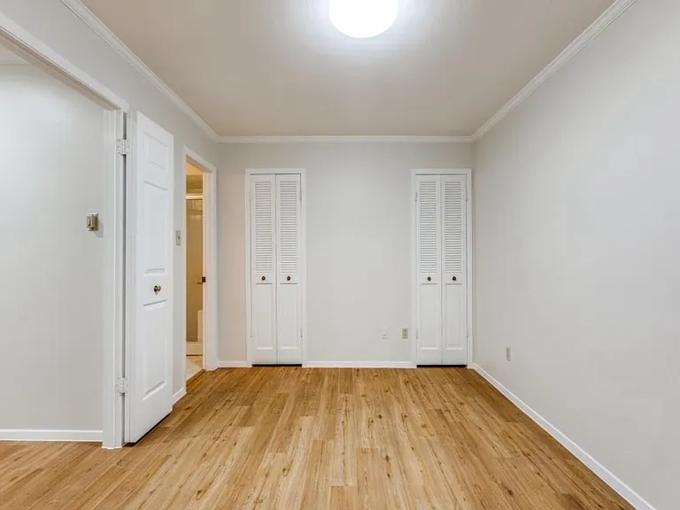 10824 Pagewood Dr — Photo 8