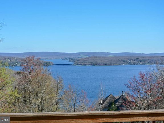 2nd image of 69 Primo Vista Dr