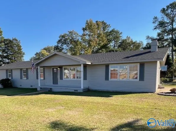 814 Frost St SW, Hartselle, AL 35640