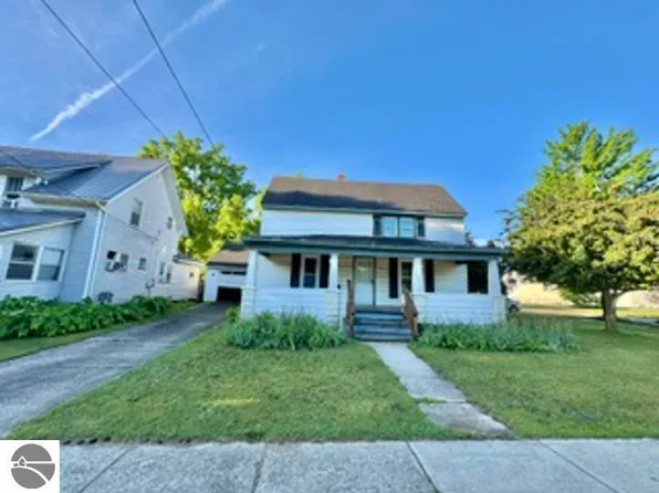 221 W Center St, Alma, MI 48801