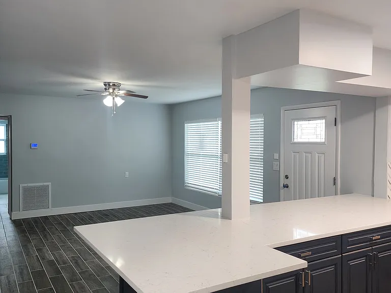 940 Spruce Dr — Photo 11