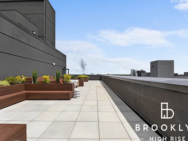 2667 Fulton St #7G — Photo 16