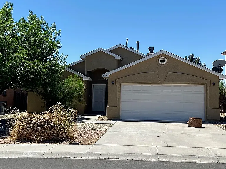 2945 Onate Rd