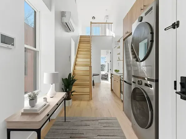376 Montgomery Street image 1 of 10