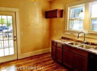 763 Rice St, Wood River, IL 62095