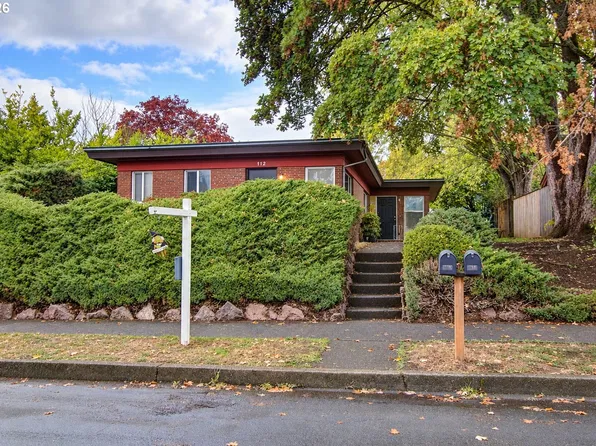 710-712 W 38th St, Vancouver, WA 98660