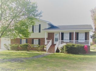 7821 Gallant Ridge Dr, Fayetteville, NC 28314