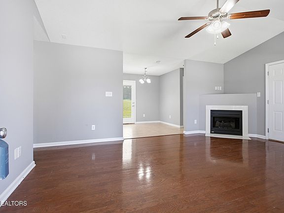 5th image of 5000 Cattail Ln