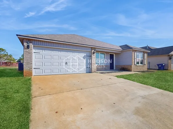 281 Woodland Trl, Pell City, AL 35125