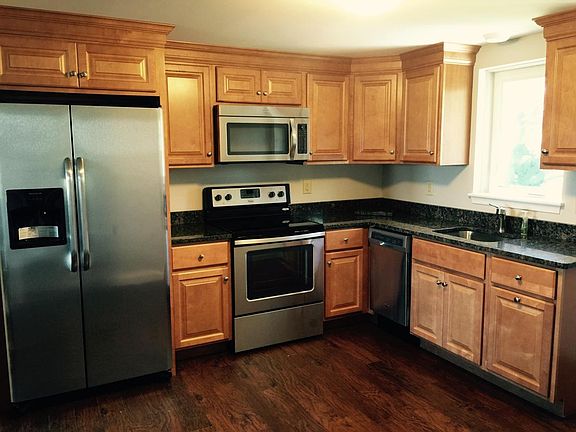 Notice there is even an 18" dishwasher.